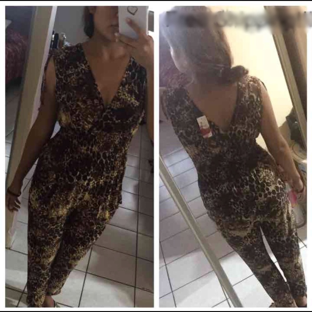 ❌Sold❌ Romper Leopard Print One Piece Black Fall